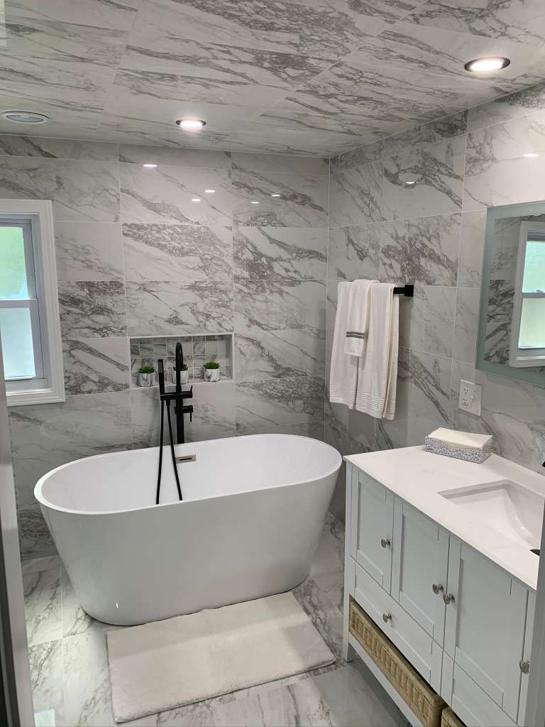 Transitional Bathroom Design